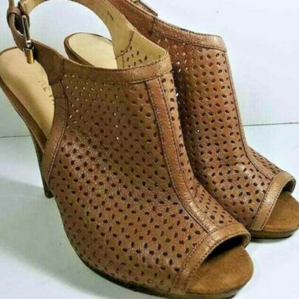 Nine West Leather Mesh Bootie Heels 7.5M Peep Toe - Picture 2 of 7